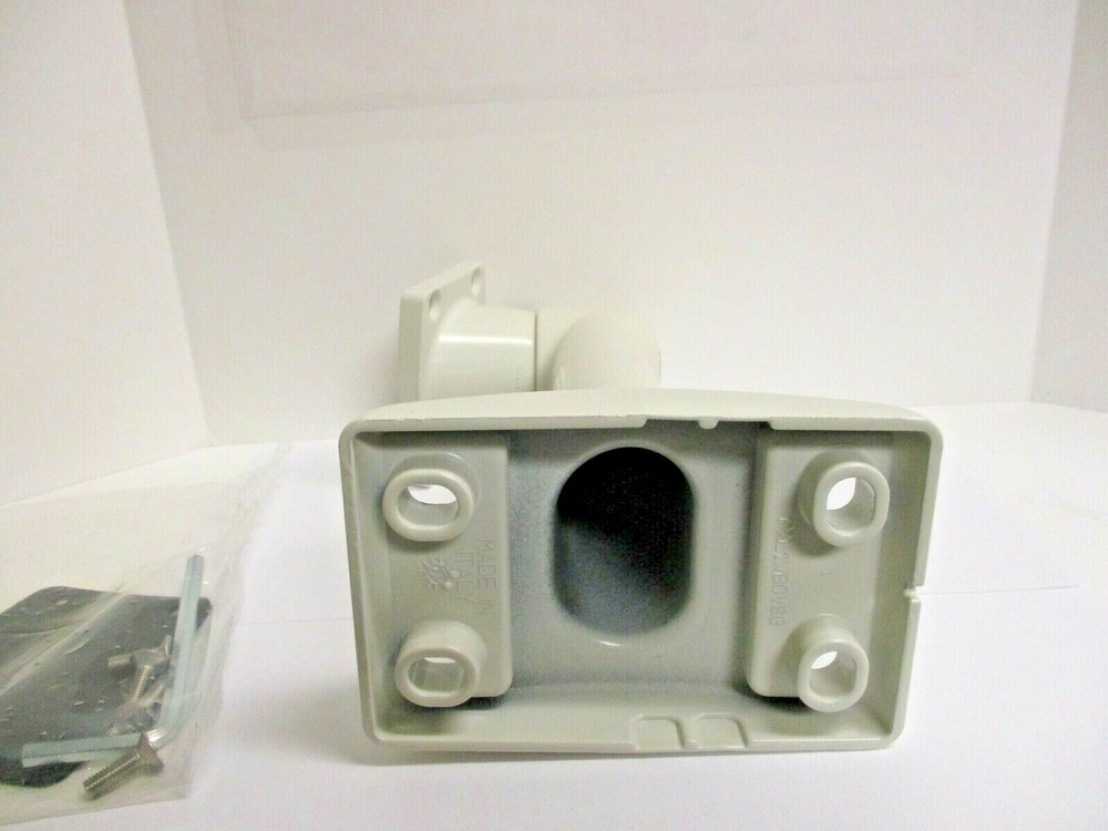 AXIS, VT WALL BRACKET, 0217-031 , SURPLUS