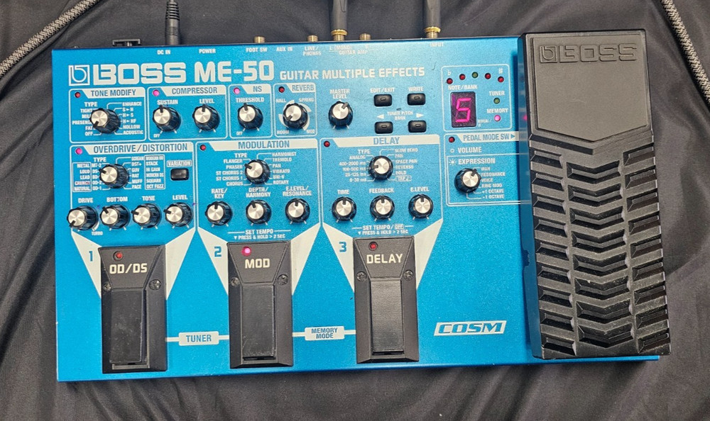 BOSS ME-50 Guitar Multiple Effects with Power Cord