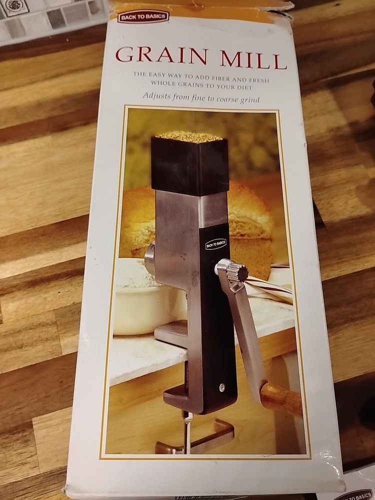 Back to Basics 555 Manual Grain Mill