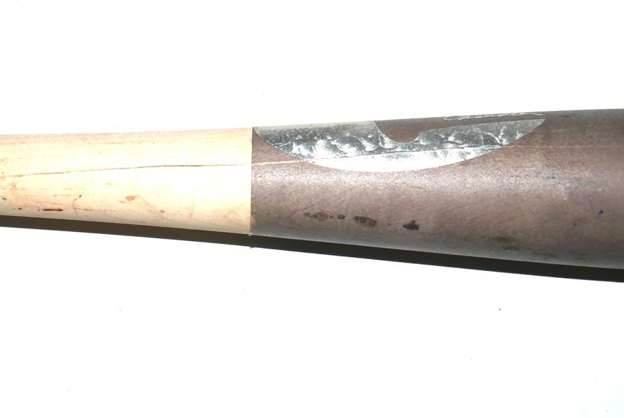 ARMANDO ALVAREZ OAKLAND ATHLETICS GAME USED SIGNED CHANDLER RA13 BASEBALL BAT