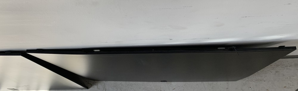 NetShelter SX® Side Panel Installation - AR7301, AR7371