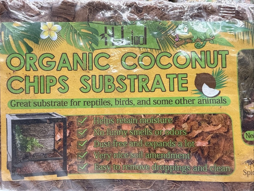 Halatool Coconut Chips Substrate for Reptiles - Natural - 3 Bricks