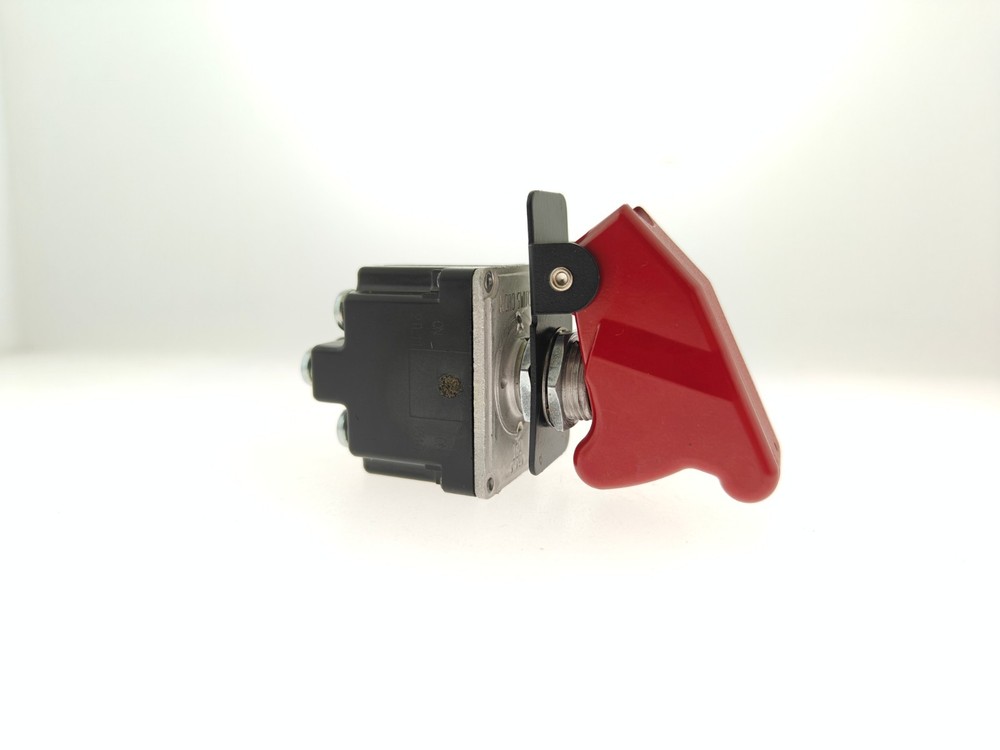 Honeywell Toggle Switch with Otto Switch Cover