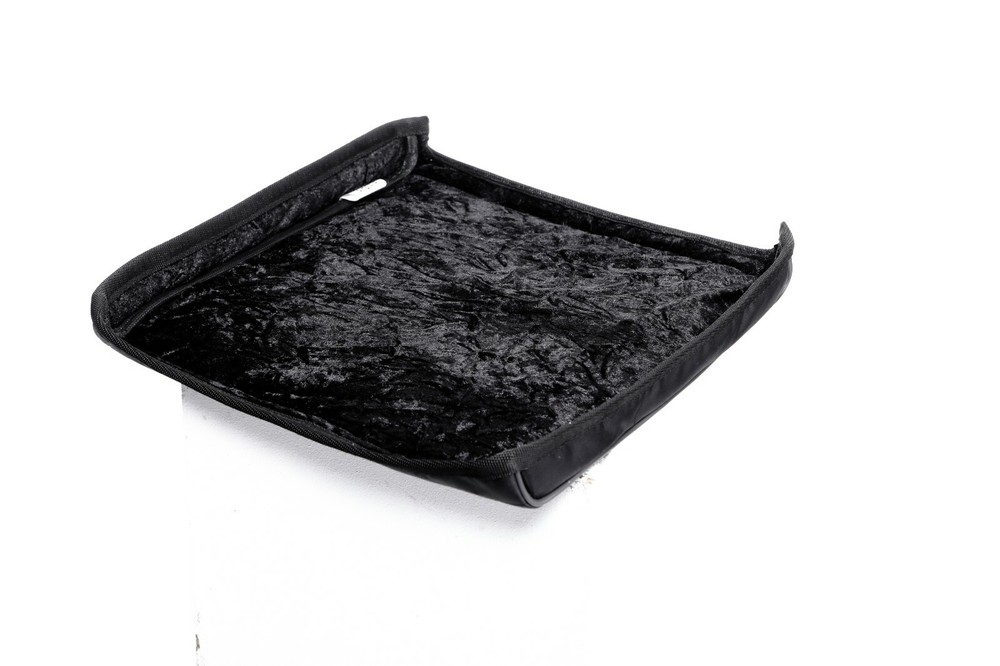 Custom padded cover for Reliq Matrix Mixer