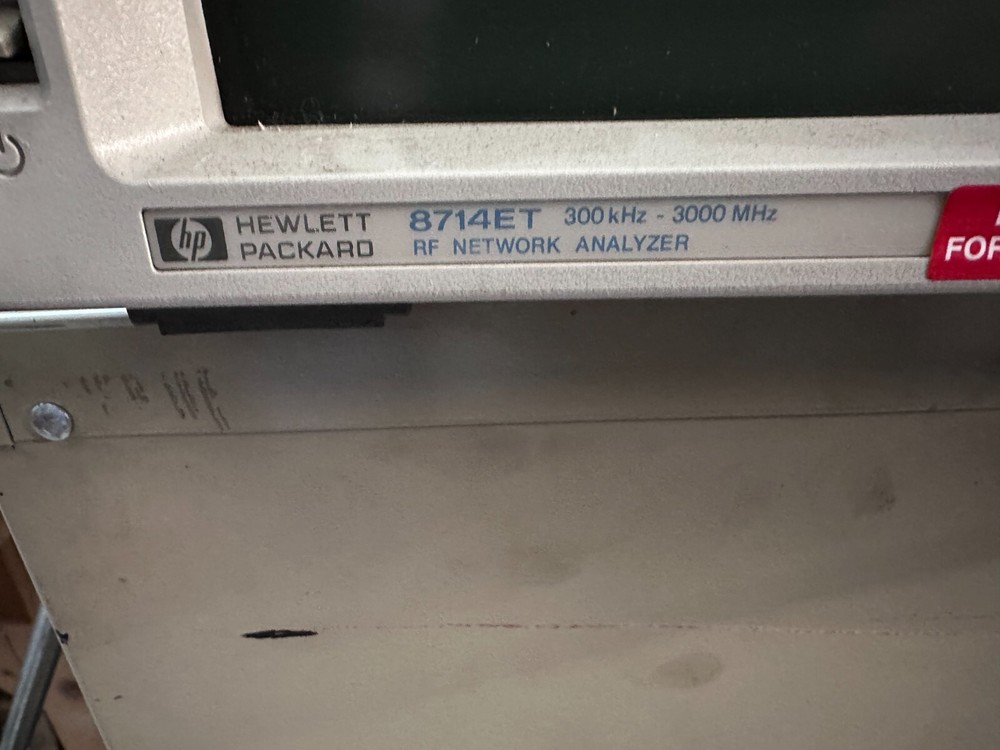 HP 8714ET RF Network Analyzer 300kHz - 3000MHz