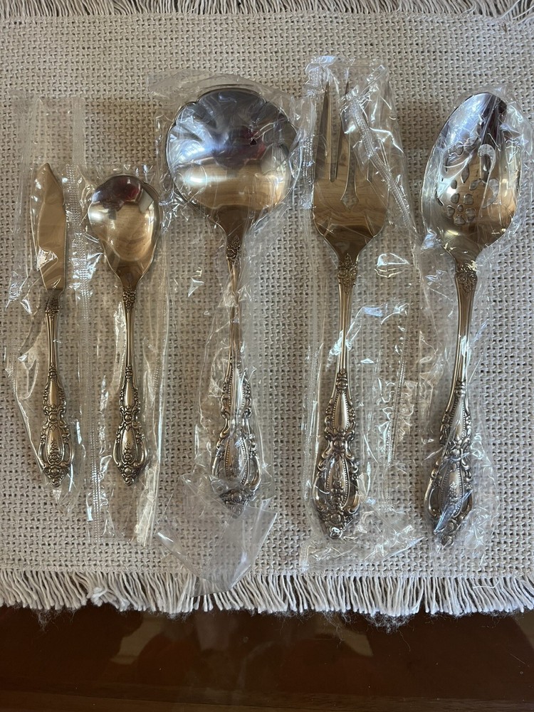 Oneida Monte Carlo 5 Piece Serving Pieces New