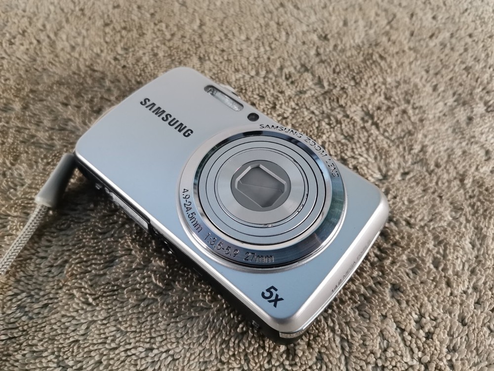 Samsung Digital Camera PL22 14.2MP Silver Tested Bare Unit