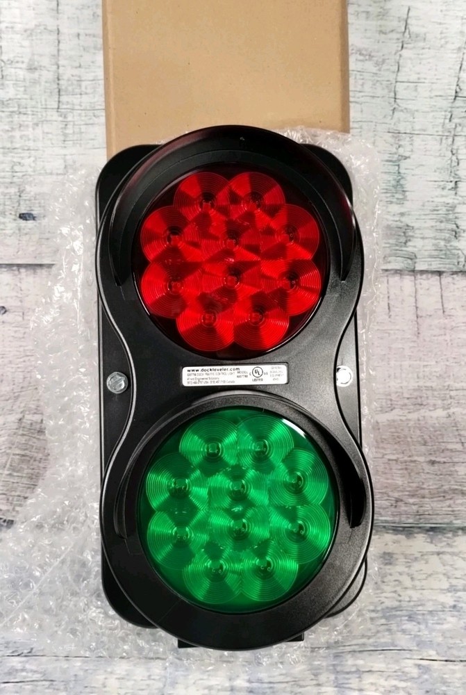 24V LED Communication Dock Traffic Control Light Assembly Red / Green 6007798