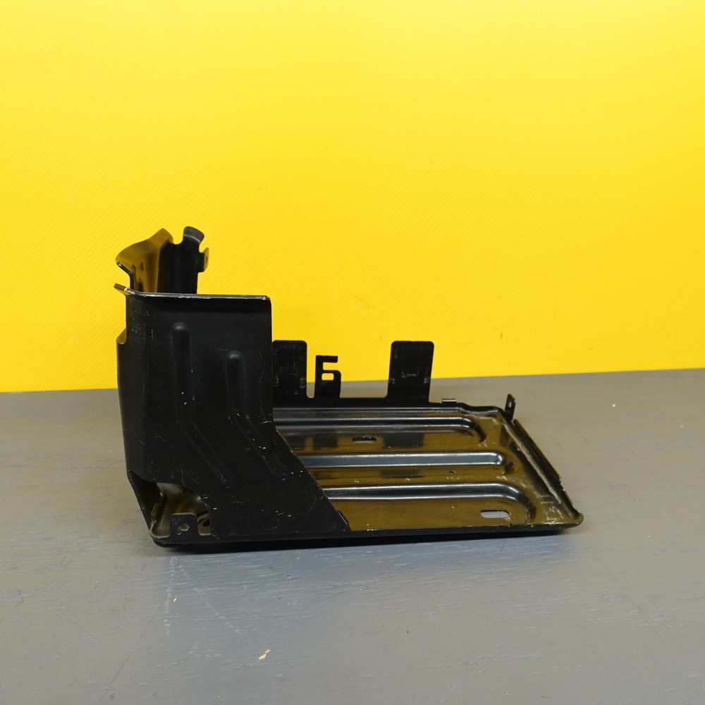2017-2019 CADILLAC XT5 Front Battery Tray Holder Box Bracket Support Oem
