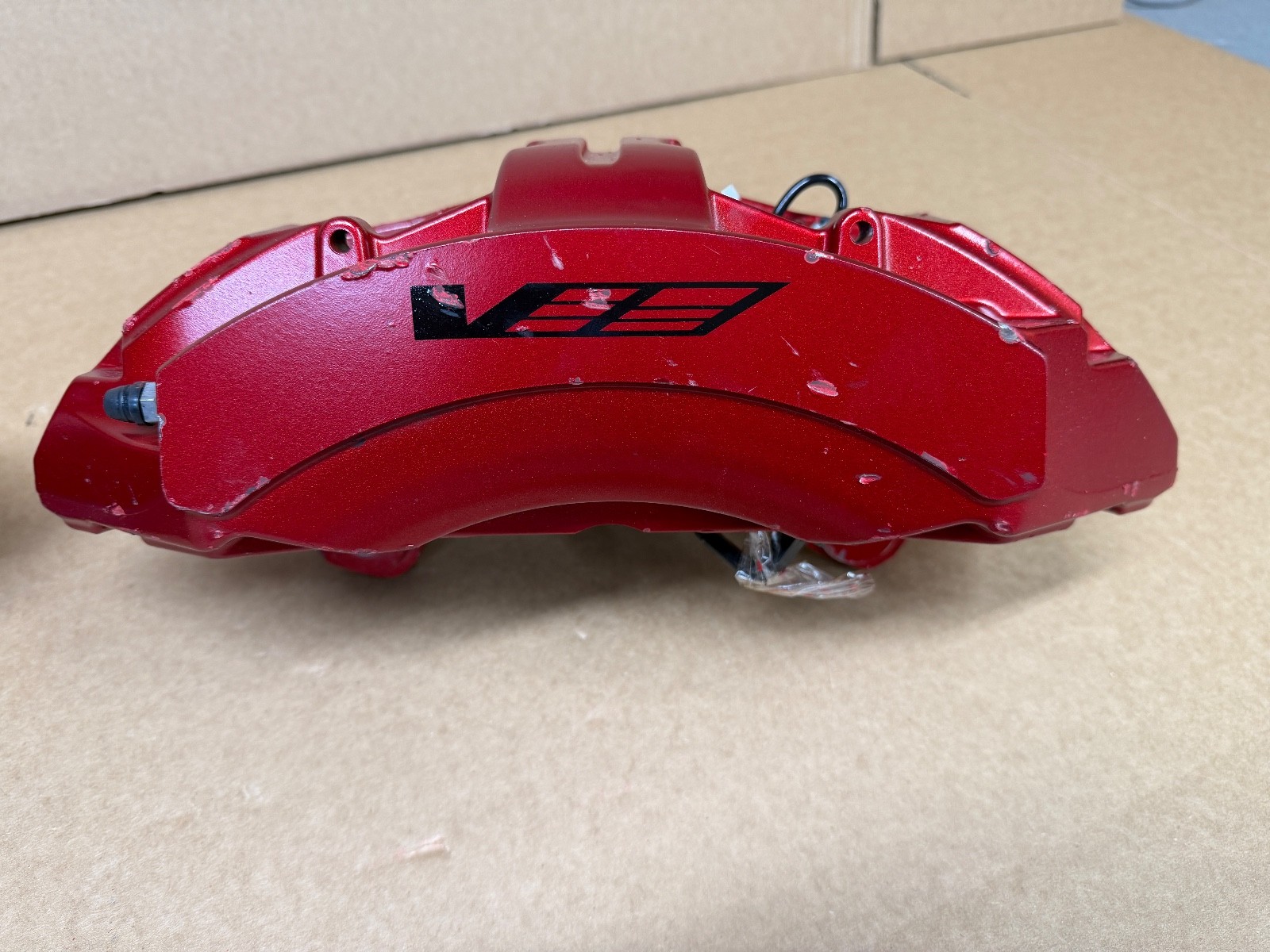 OEM Cadillac Escalade Tahoe V Brembo FRONT CALIPER SET 2021-2024 86555782