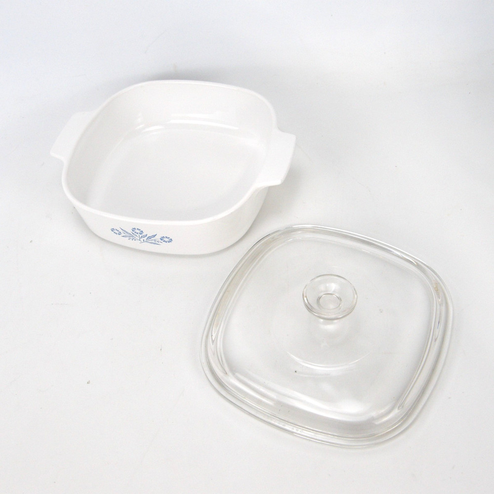 Corning Ware Blue Cornflower 2 Liter Baking Dish A-2-B with Pyrex Lid EUC