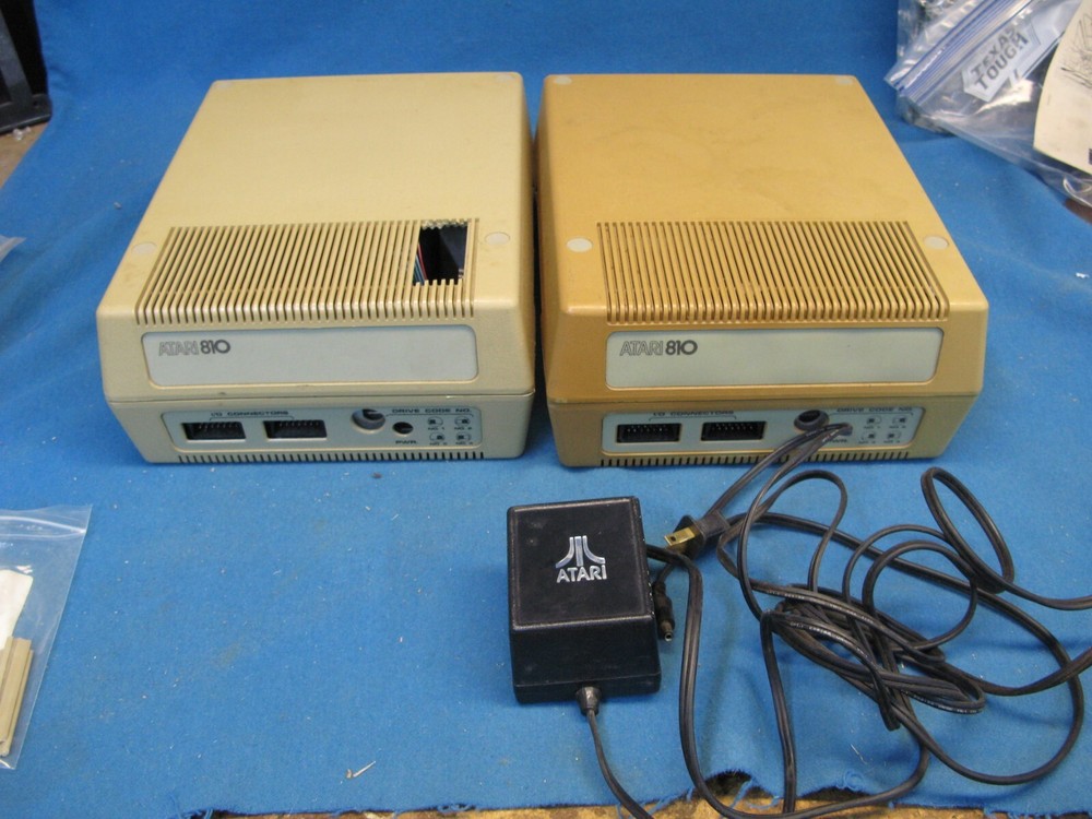 2 Atari 810 Floppy Disc disk Drive & 1 Power Supply Adapter