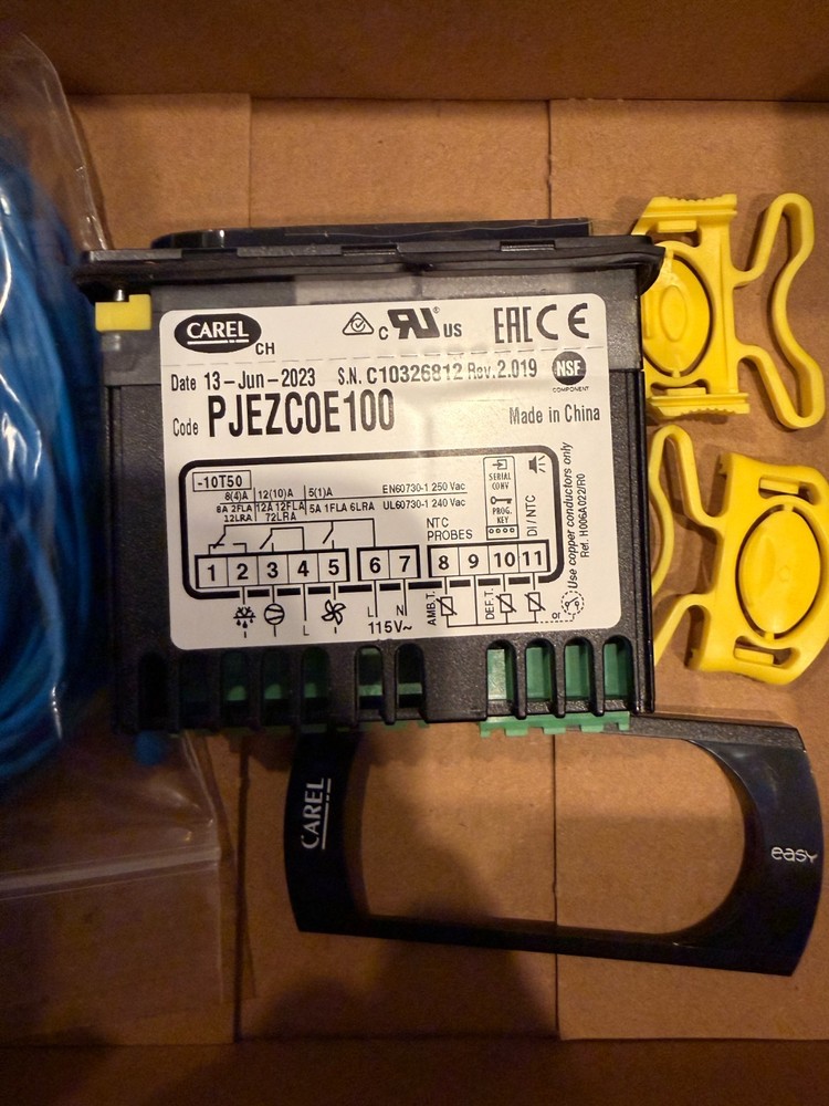 PJEZC0E100 CAREL Digital Temperature Thermostat Controller (Full kit)