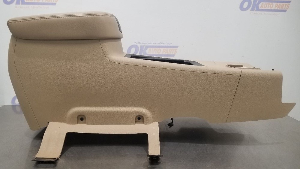 08 CHEVY SILVERADO 3500 FRONT CENTER FLOOR CONSOLE ASSEMBLY TAN