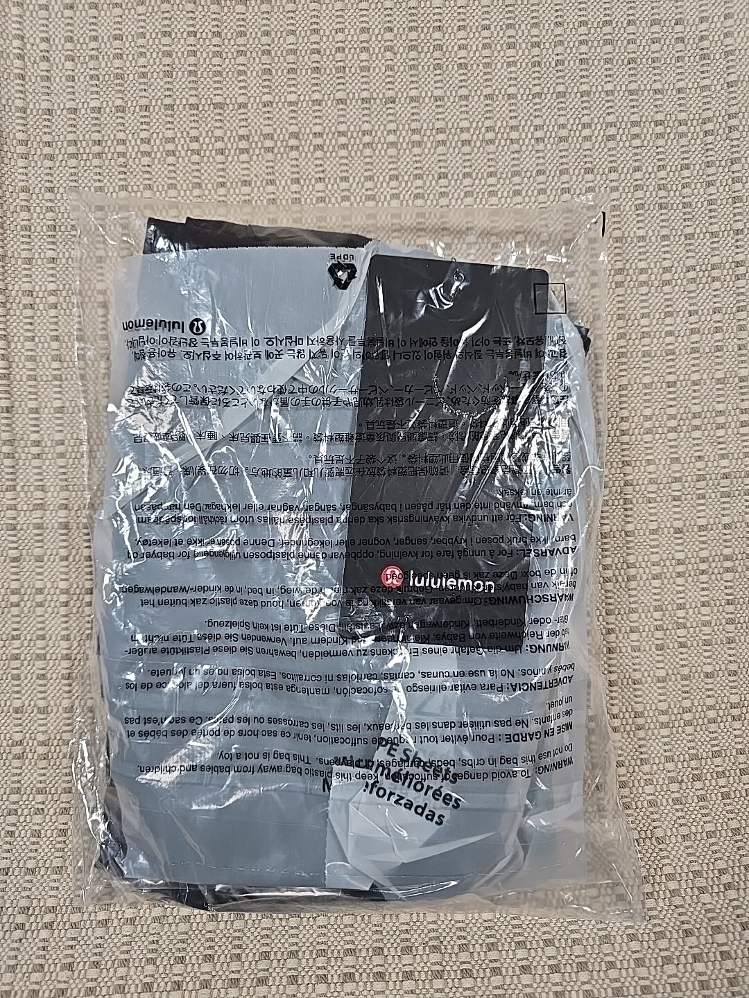 Size Large Lululemon T.H.E. Short 9" Linerless BLACK LM7AA0S BLK Men's New NWT