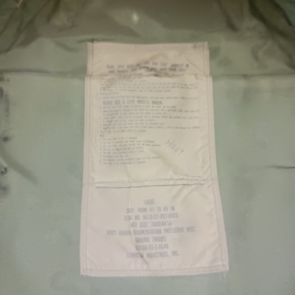 BODY ARMOR, FRAGMENTATION PROTECTIVE VEST GROUND TROOPS, LARGE (FLAK JACKET-A)
