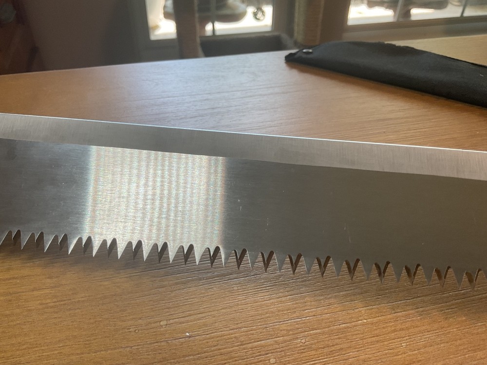 24 inch Sawback Machete with Cloth Sheath