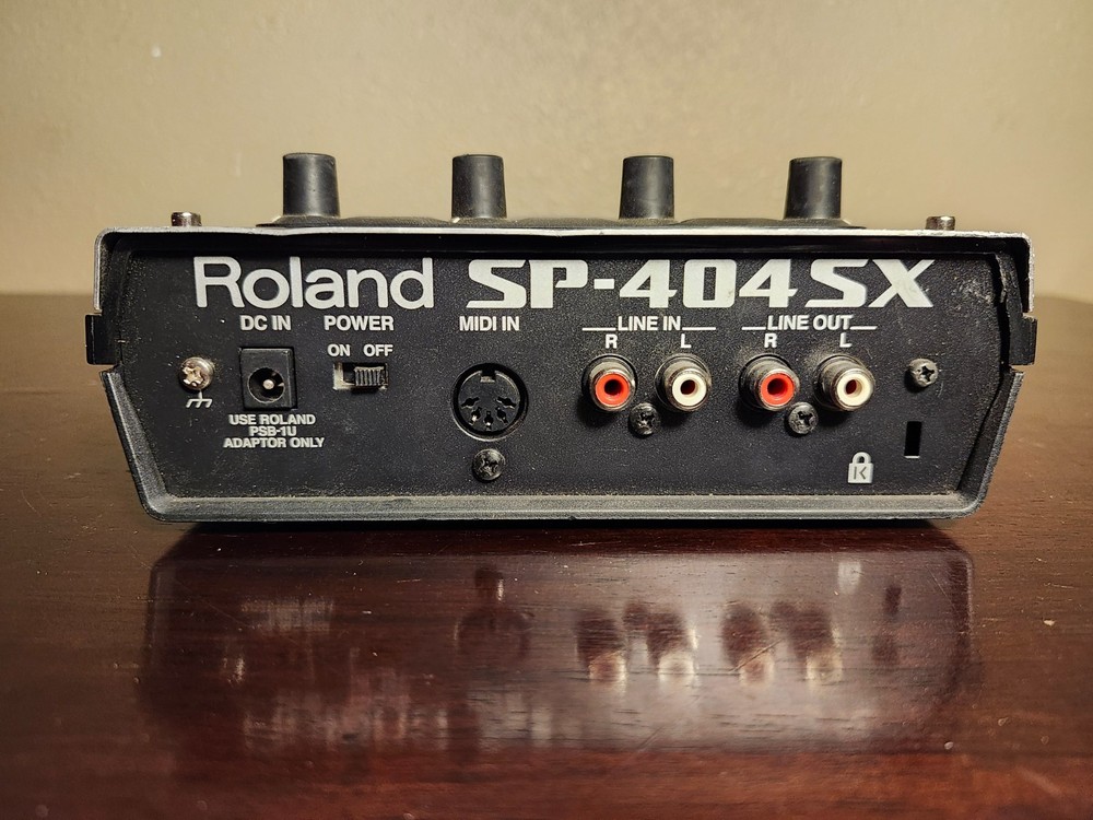 Roland SP-404SX Compact Linear Wave Sampler USED w/ manual