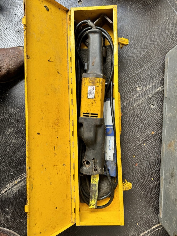 Rems Tiger Powerdriven Saw With Attachment