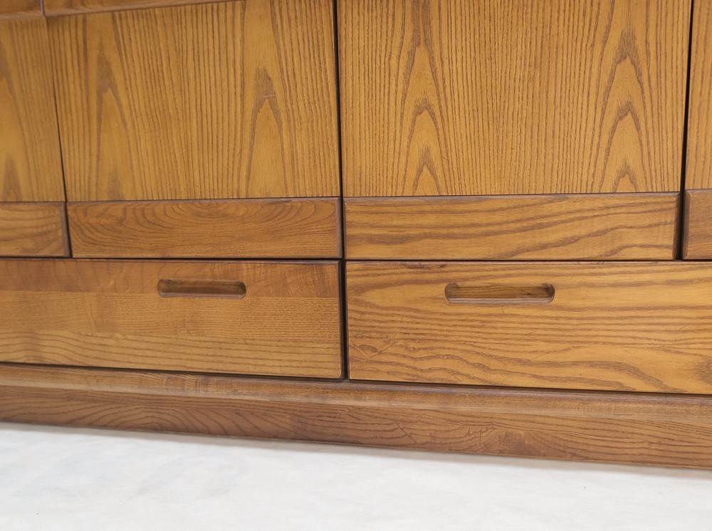 Solid Oak Mid-Century Modern Credenza Server Two Door Compartments Cabinet Mint!