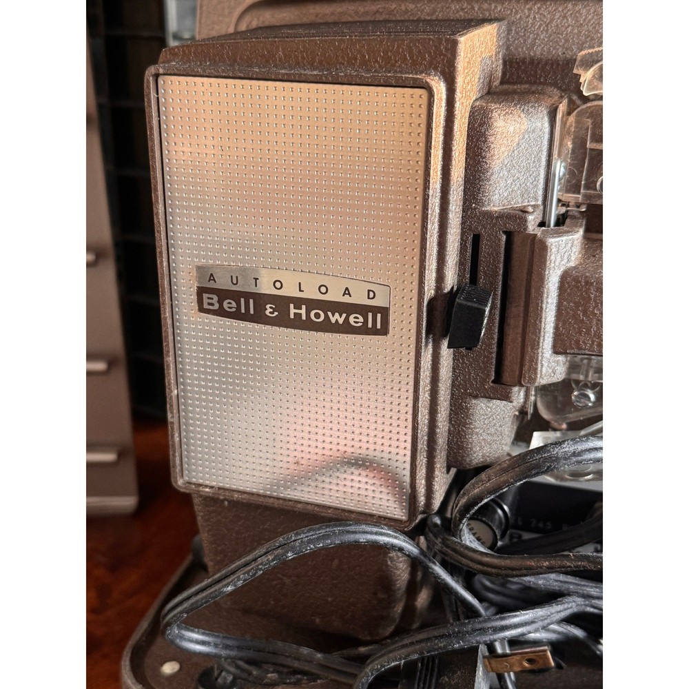 Vintage Belle Howell Autoload Projector TESTED