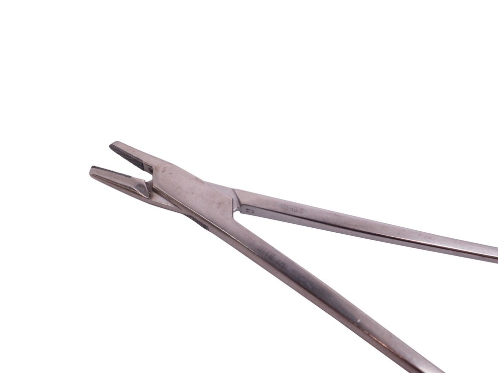 RB-BITE NEEDLE HOLDER 171 USA