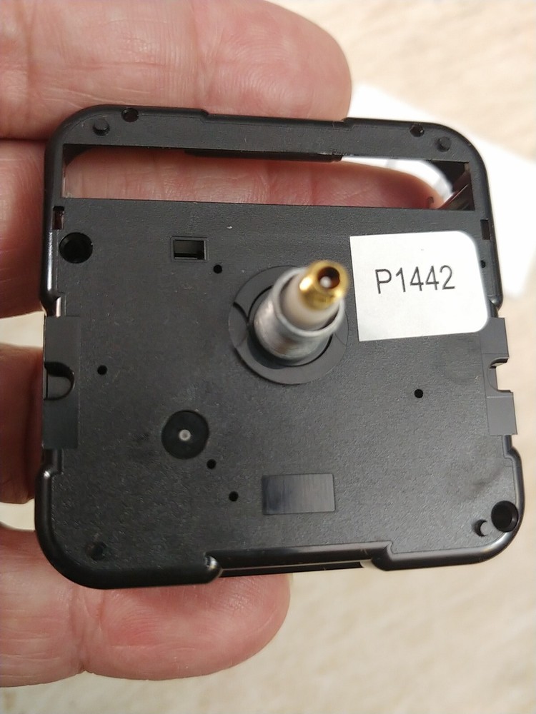 2 QUARTZ CLOCK HI-TORQUE AA MOVEMENTS P1442