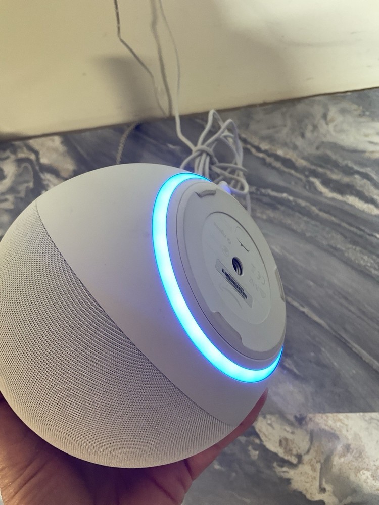 Amazon Echo 4th Gen Bluetooth Smart Speaker L4S3RE