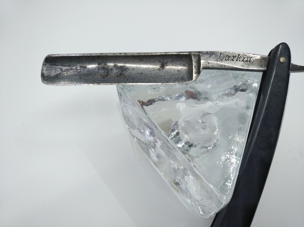 LARKIN Brand Vintage Straight Razor