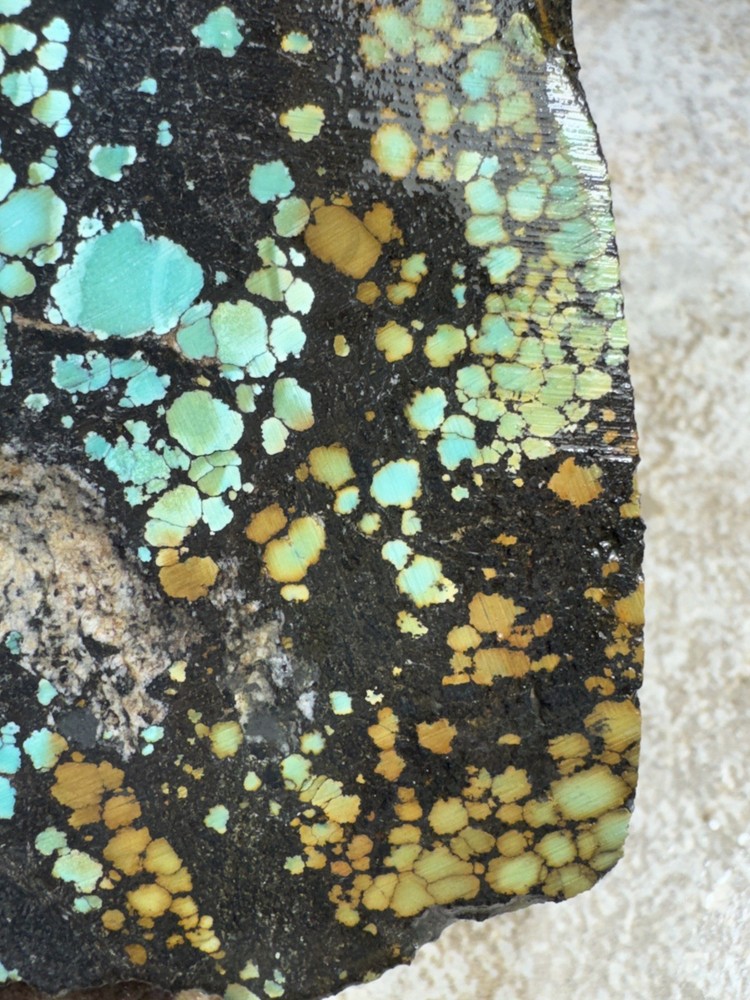 Natural Hubei turquoise polychrome multi color