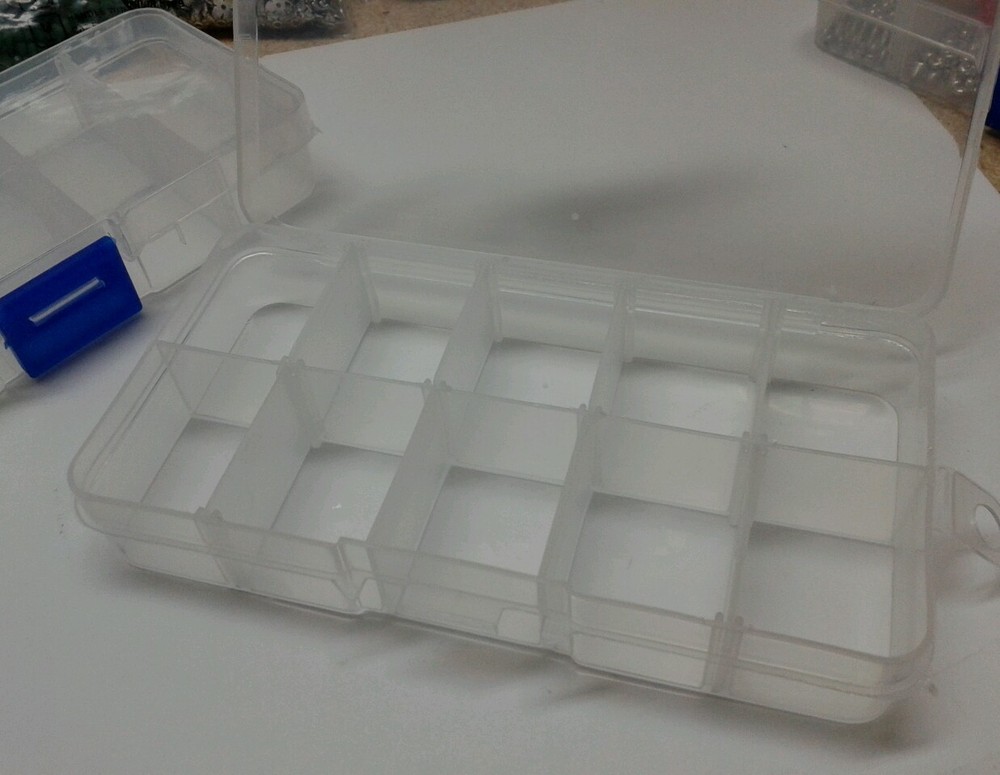 2pcs Clear Plastic Craft Organizer Storage Box with 10 Adjustable Compartments