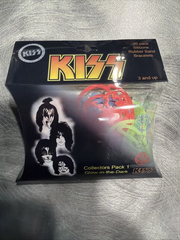 KISS RUBBERBAND BRACELETS NEW SEALED GLOW IN THE DARK