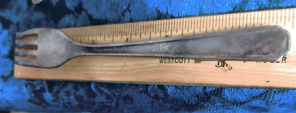 Vtg Bishops Restaurant Flatware Historic Mid-West Chain 5 Iced Tea Fork Teaspoon