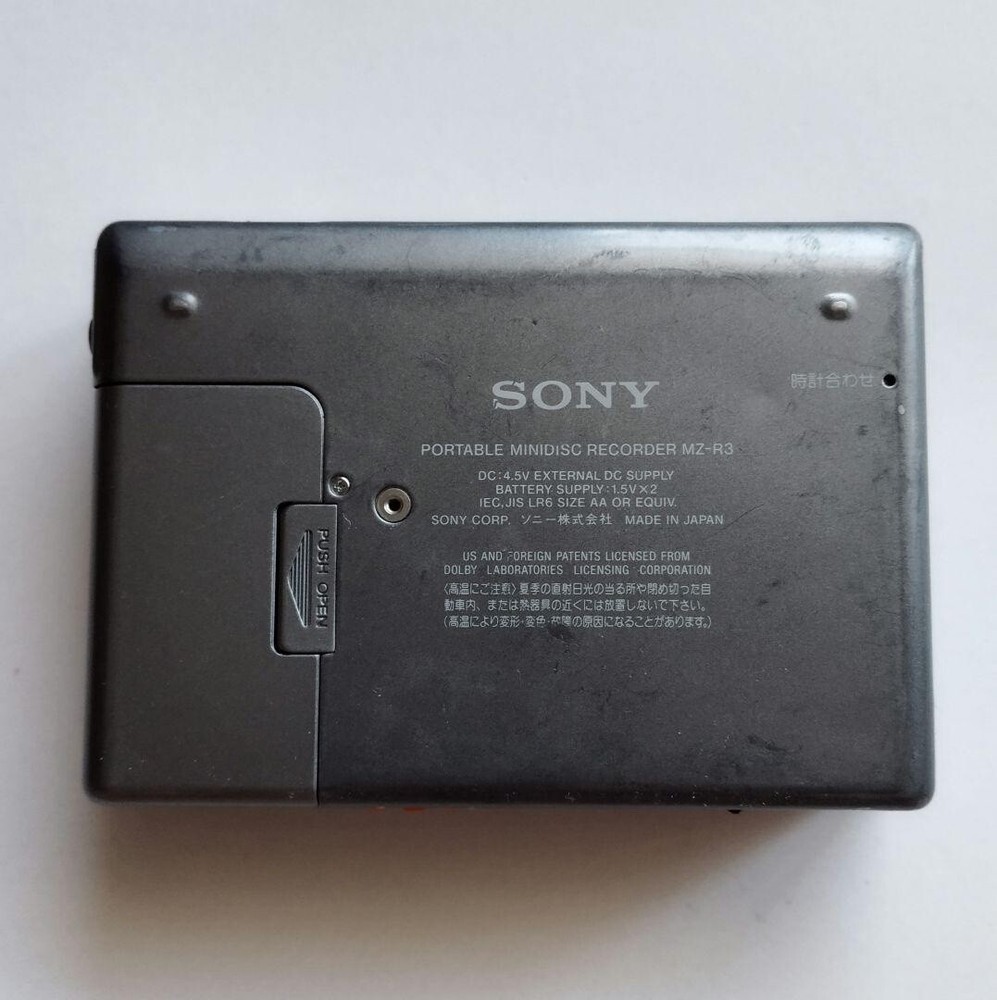 SONY MZ-R3 MD Walkman MD Recoder Minidisc Good