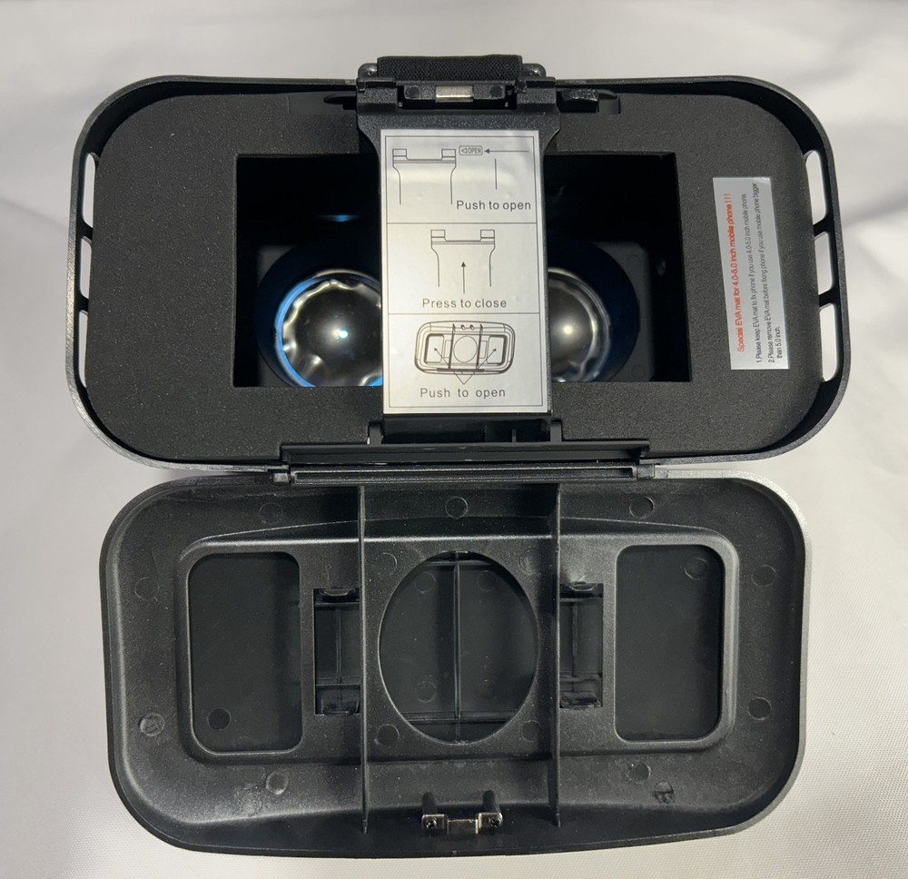 VR PARK Virtual Reality Headset with Remote for iPhone/Samsung/Android **NEW**