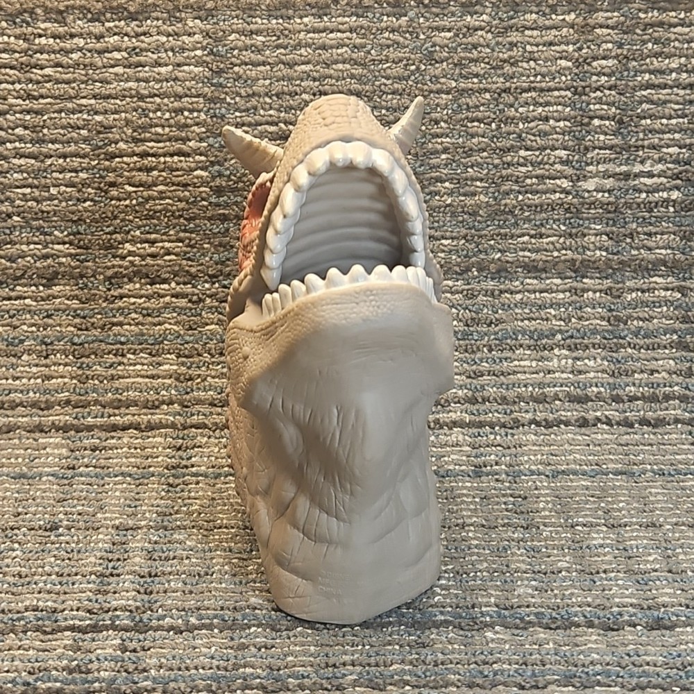 McDonalds 2000 Dinosaur Carnotaurus Hand Puppet