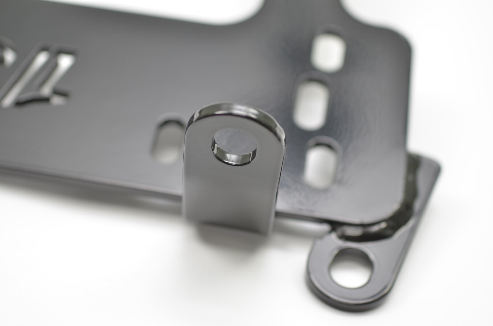 1320 performance seat brackets for 03-07 Infiniti g35 low profile bracket rail