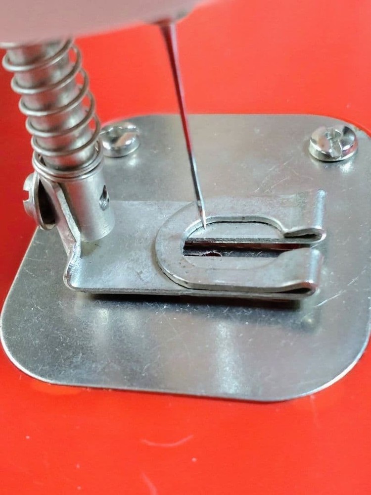 Candy candy sewing machine, operation confirmed, battery included