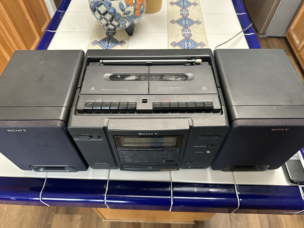 Sony CFD-768