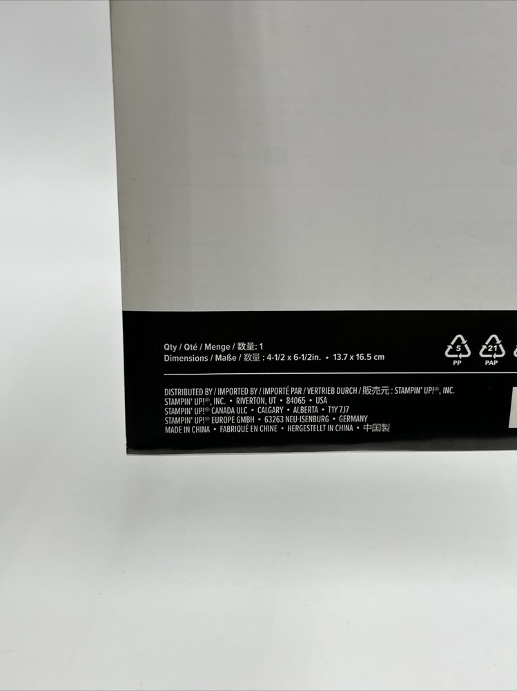 Stampin' Up MAPS ETC Dynamic Textured Embossing Folder Lines Dots Background