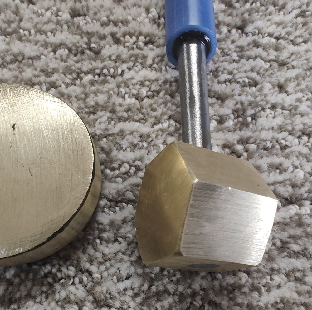 🗽TOOLMAKERS BUILT BRASS HAMMER AND 1" BRASS ANVIL PLATE