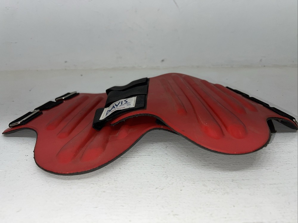New Red Davis Rubber Splint Boots HH-14