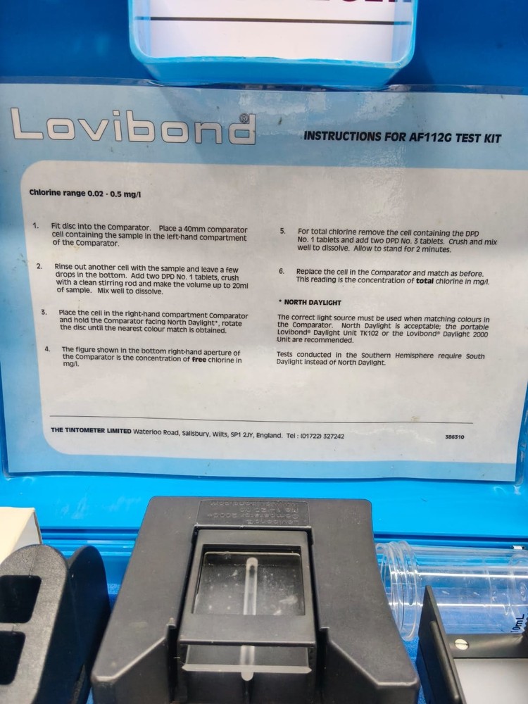LOVIBOND COMPARATOR 2000 WITH DISC TEST KIT
