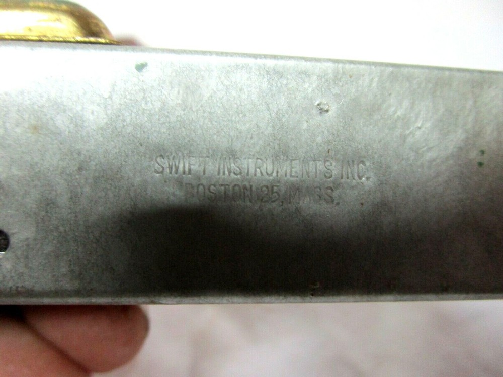 Vintage Swift Instruments sighting level with leather case