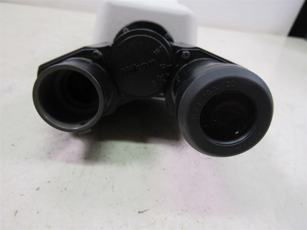 Nikon Eclipse E200 Microscope Binocular Head E2-TB Missing One Eyepiece
