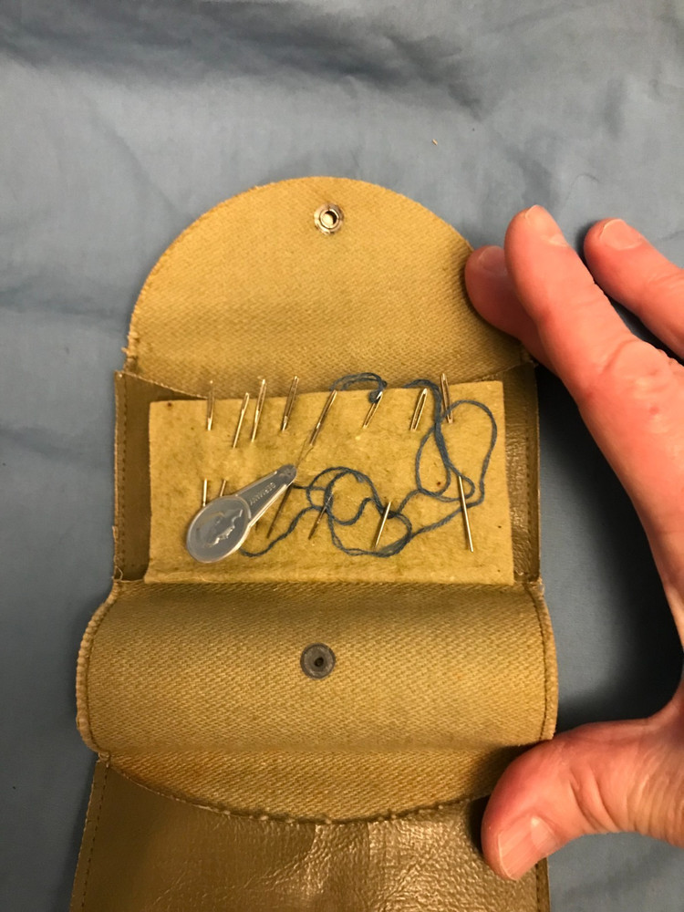 Original WW2 US Red Cross Soldiers Sewing Kit