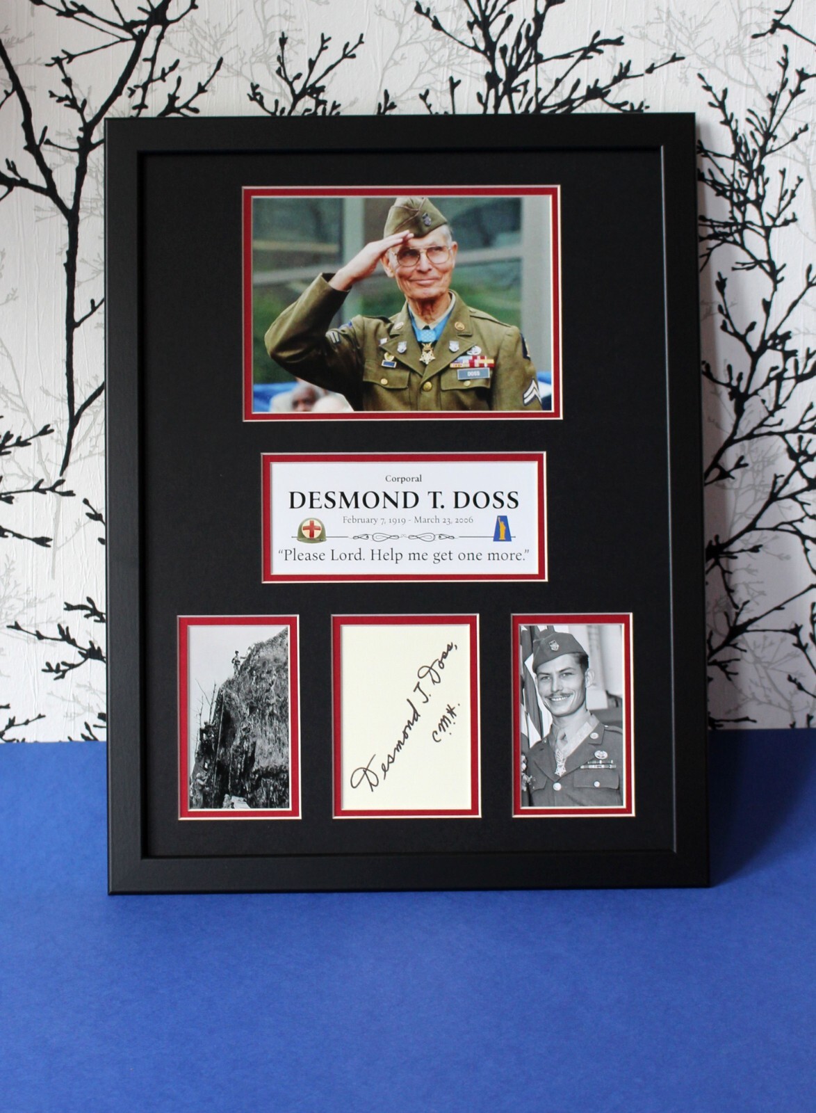 DESMOND T. DOSS AUTOGRAPH framed artistic display WW2 Hacksaw Ridge