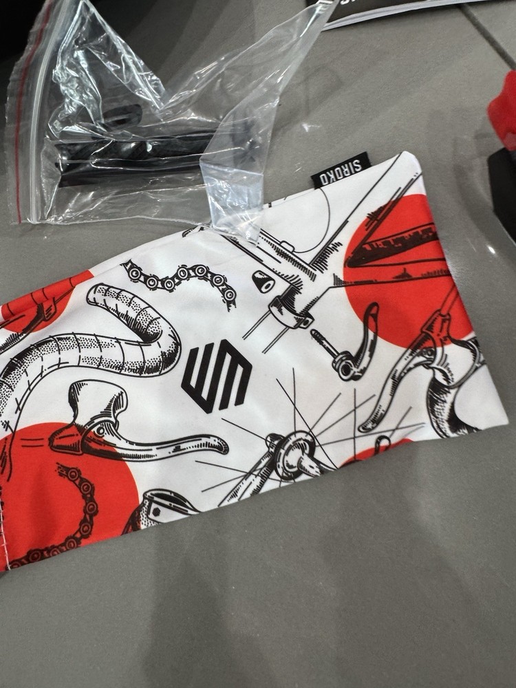 Siroko Cycling Glasses - Black With Red