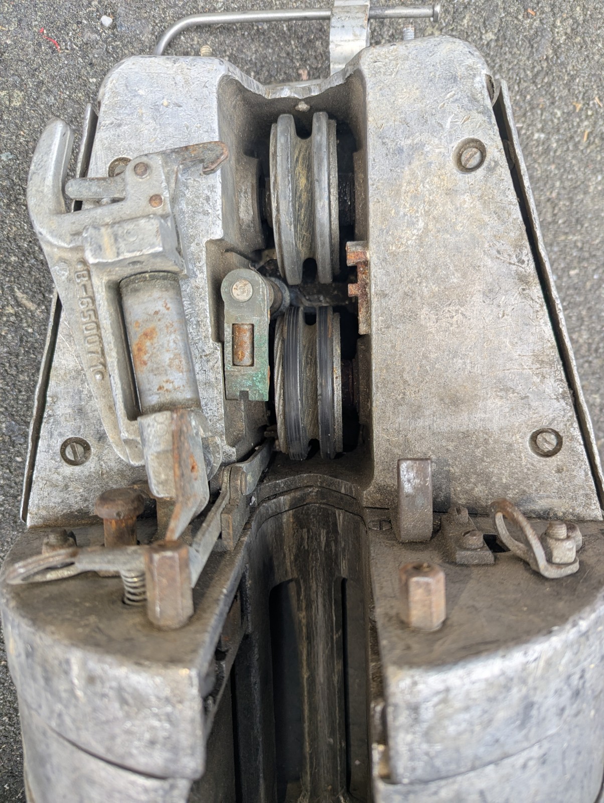 GMP C Cable Lasher - B-650071 Aerial Cable Lasher