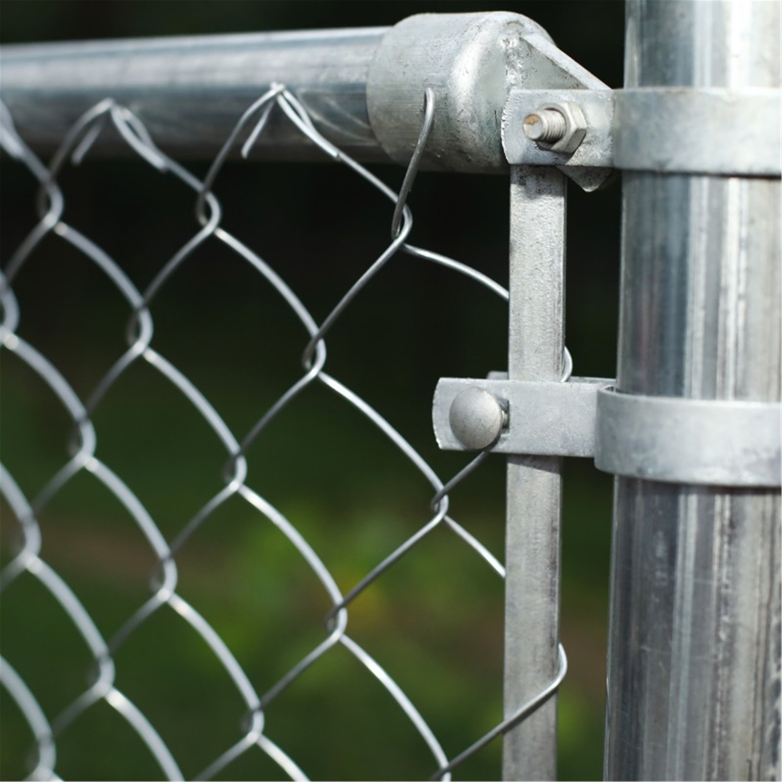 ALEKO Galvanized Steel 6 X 50 Feet Complete Kit Chain Link Fence Fabric Posts